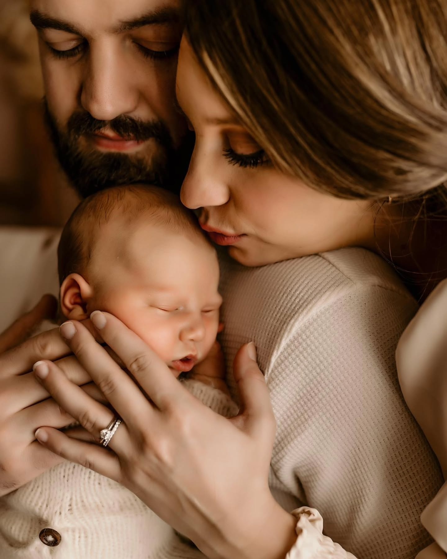 The Unspoken Beauty of Newborn Photography: A Journey of Patience and Connection
