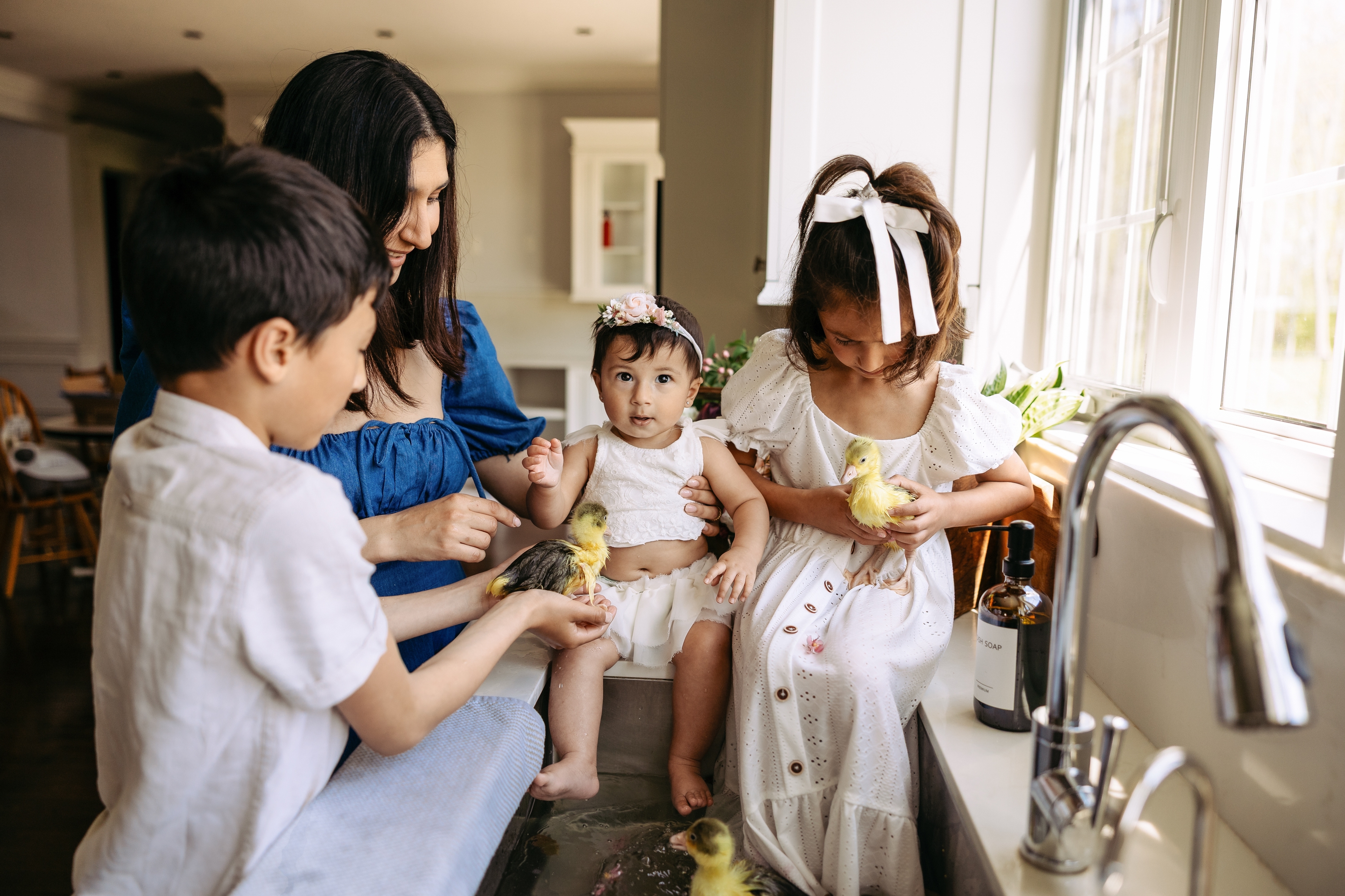 Capturing the Magic of In-Home Family Sessions at The Green Acres: A Sneak Peek Into the Joy