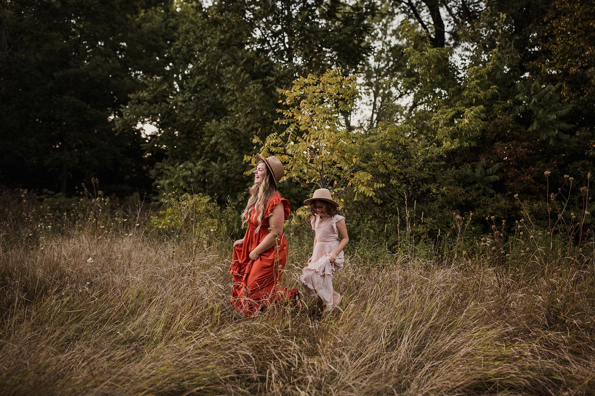 A Summer Creekside Story | Hamilton Family Photographer