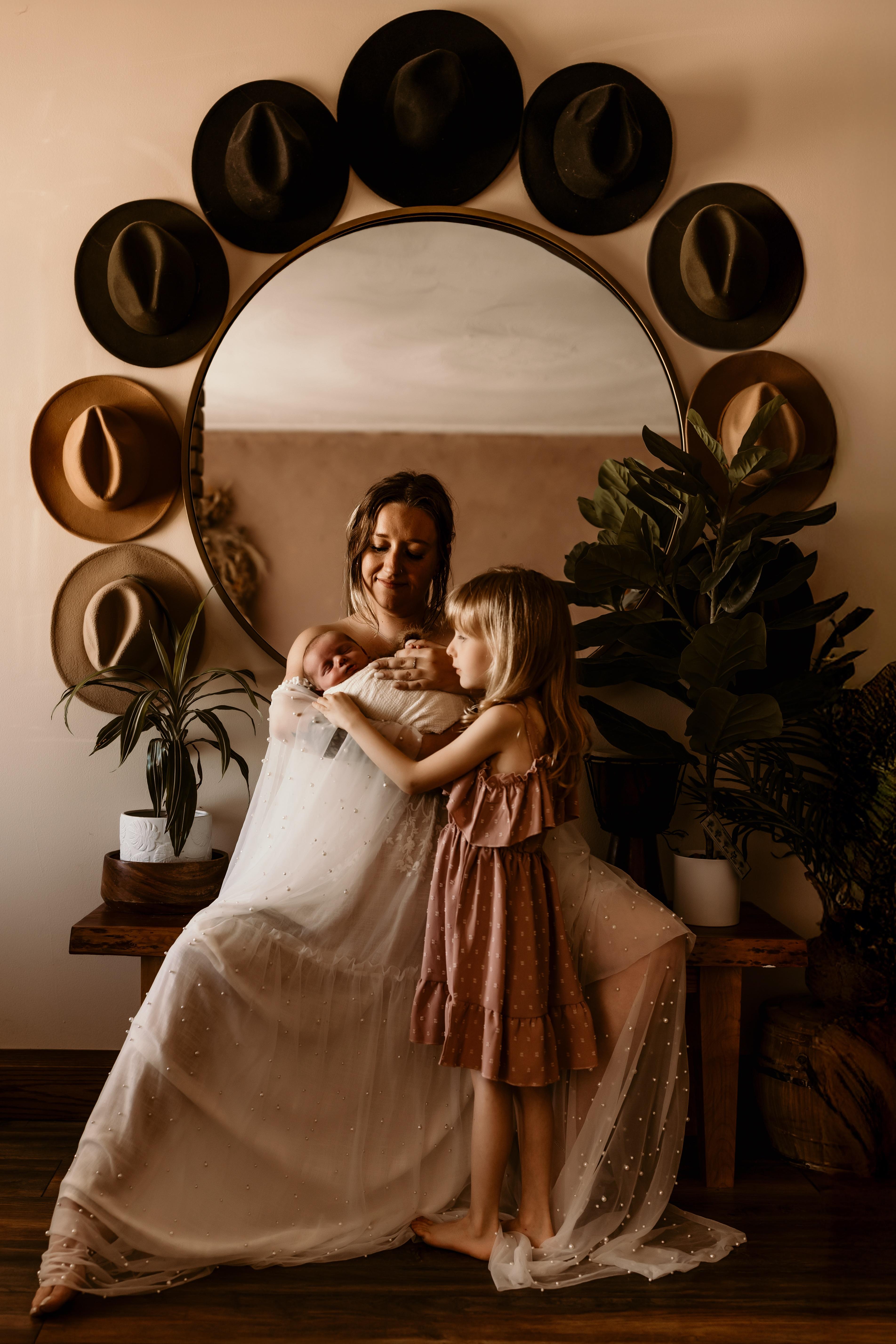 A Cozy Newborn Session in Hamilton, Burlington, and Surrounding Areas – Wrapped in Love and Intention