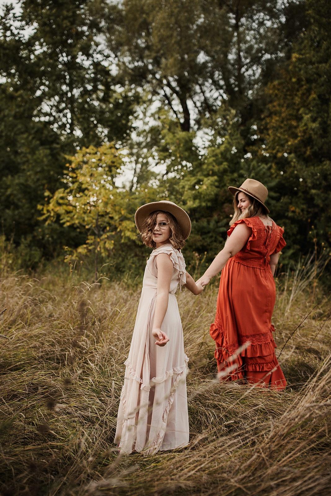 A Summer Creekside Story | Hamilton Family Photographer