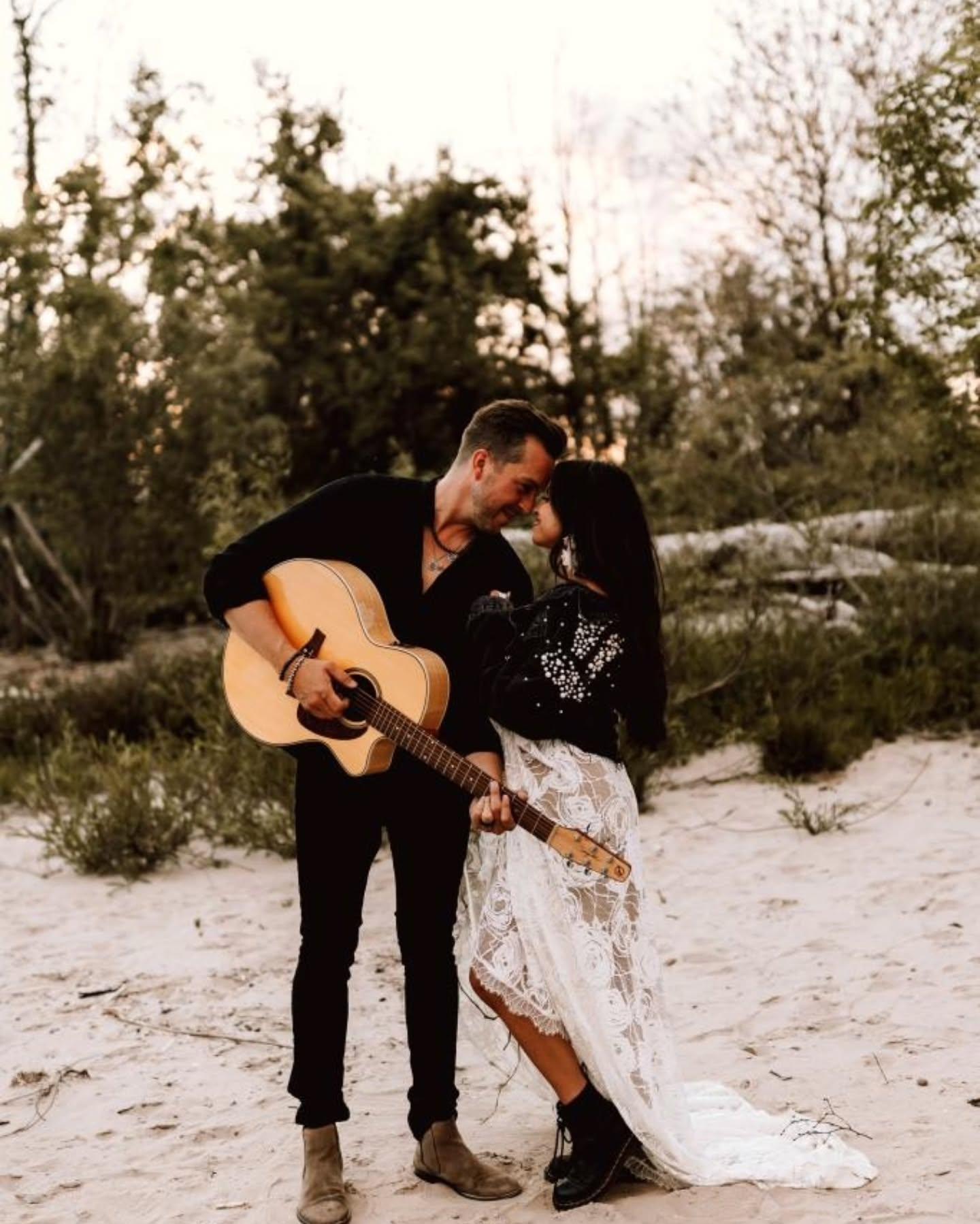 An Unforgettable Sunset Beach Photography Session Calling Beach-Loving Couples!